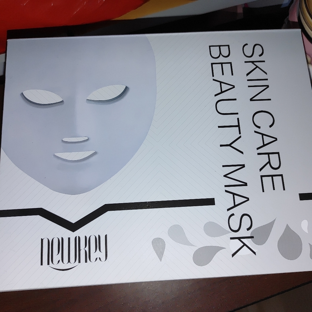 Newkey face mask light
